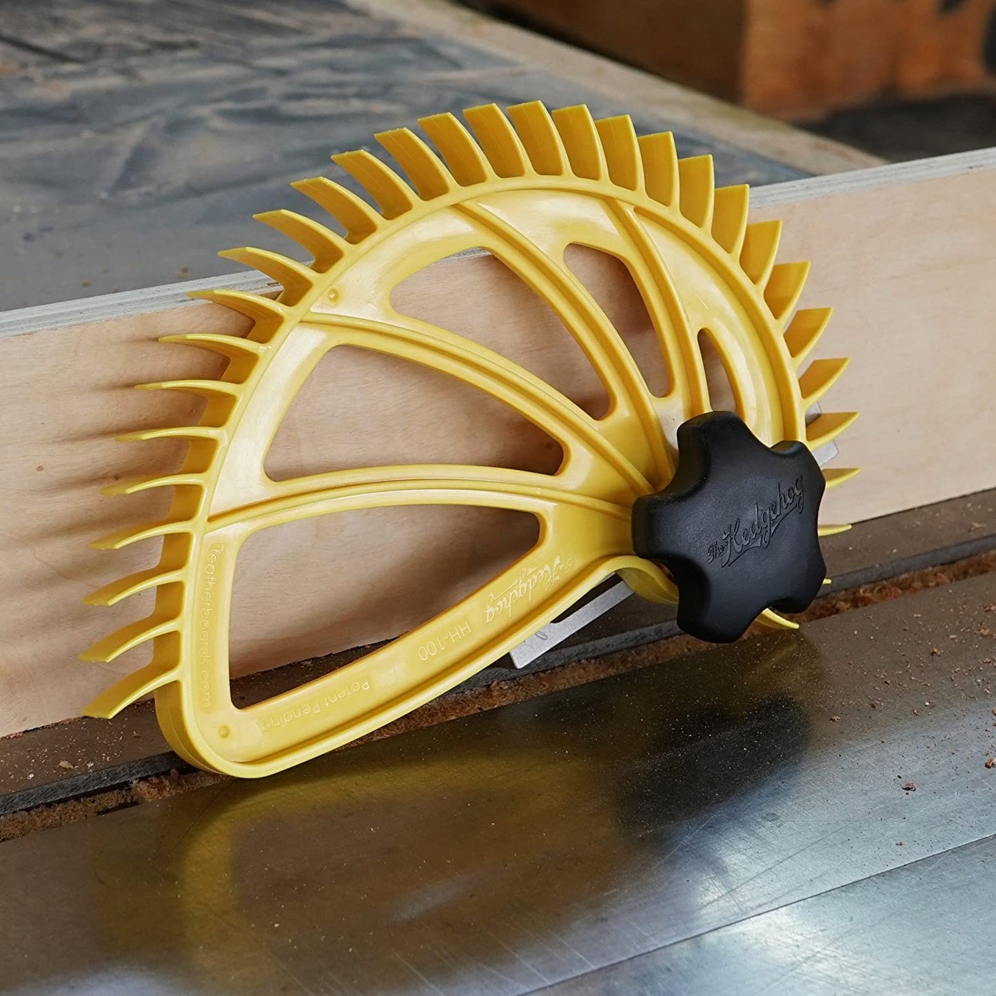 Featherboard for Table Saws, Router Tables, and Band Saws